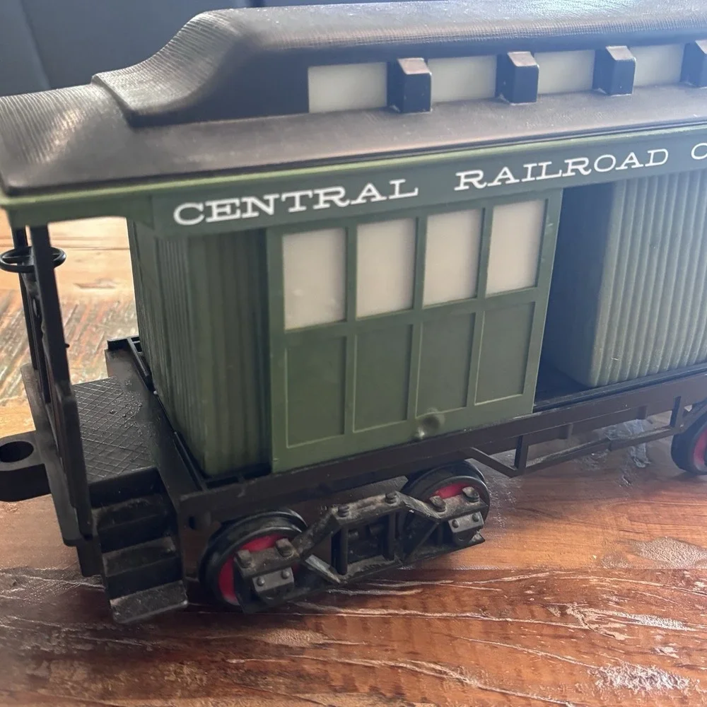Jim Beam US Express 5 Baggage Car Central Railroad of New Jersey Decanter Empty